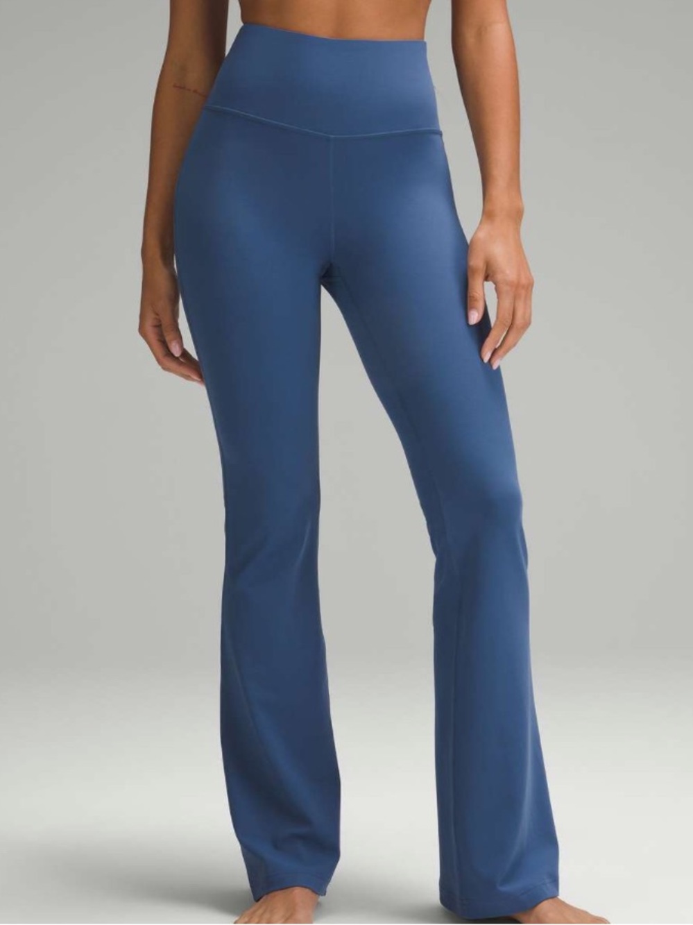 Lululemon Groove super high rise flared leggings